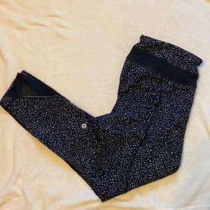 splatter lululemon leggings